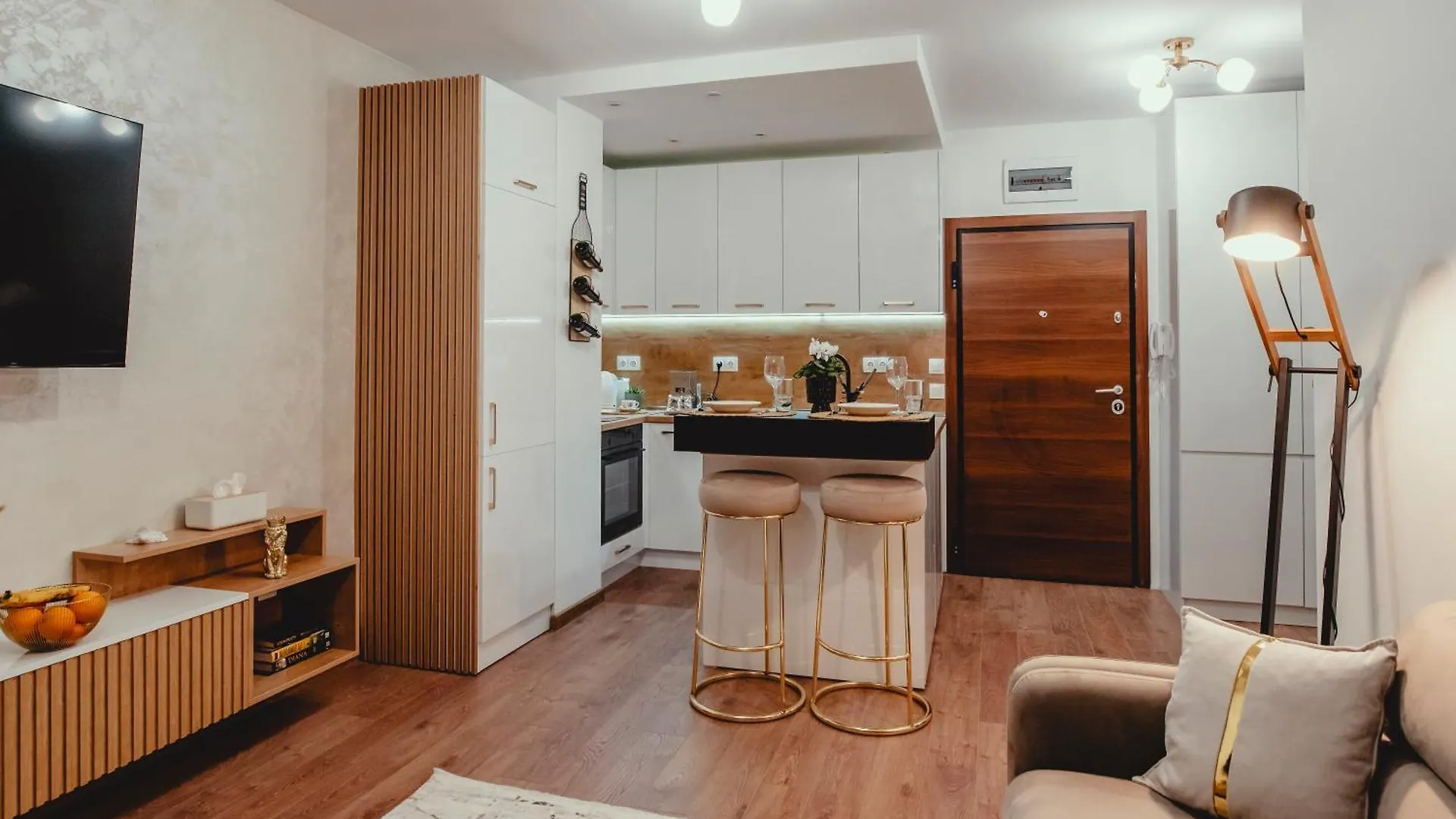 Elegant Living Apartment 2 Sofía